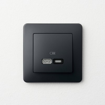 Фотография в интерьере USB-розетка тип A+C 21 Вт. Sedna Design SE SDD114405, черный