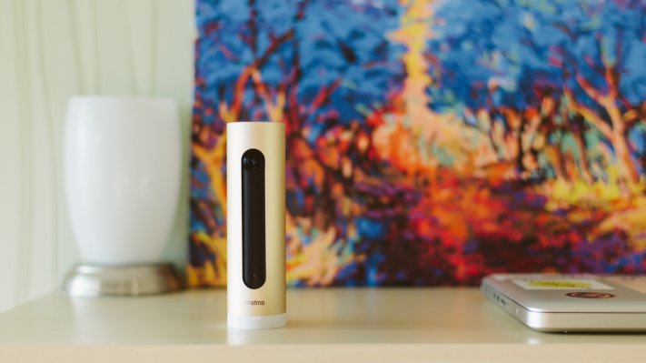 Фотографія в інтер'єрі Розумна внутрішня камера Netatmo NSC01-EU