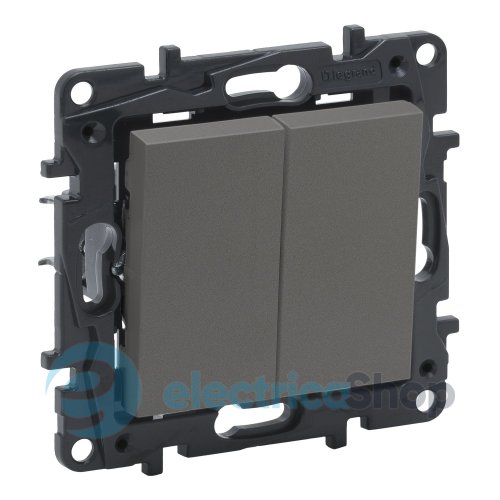 Вимикач 2-кл. для серії Niloe Step Legrand 863405 сталь