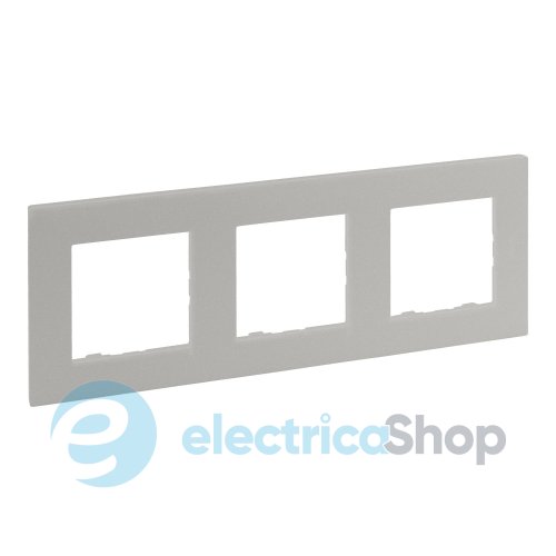 Рамка 3-постовая Legrand NILOE STEP 863693 цвет жемчужный