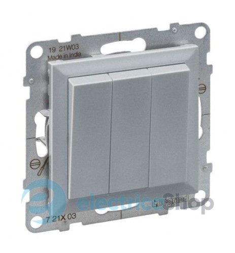 Выключатель 3-кл (винт. клеммы) 20AX/250V для серии SUNO Legrand 721303 алюминий