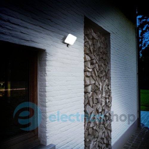 LED прожектор VIDEX F3 50W 5000K з датчиком руху 220V Black VLE-F3-0505B-S