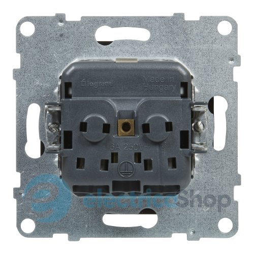 Розетка с з/к и шторками (пружин.клеммы) 16А/250V для серии SUNO Legrand 721420 черный