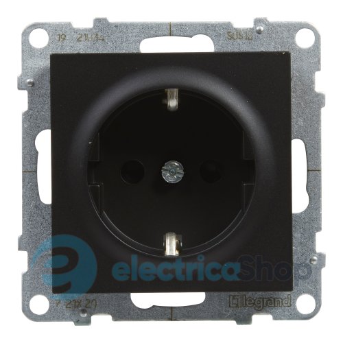 Розетка с з/к и шторками (пружин.клеммы) 16А/250V для серии SUNO Legrand 721420 черный