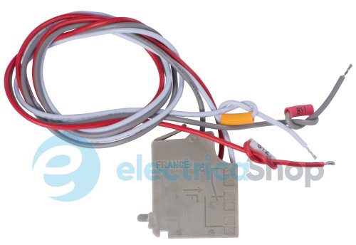 Дополнительный аварийный контакт e.industrial.ukm.100-250R.alr i091103 E.NEXT
