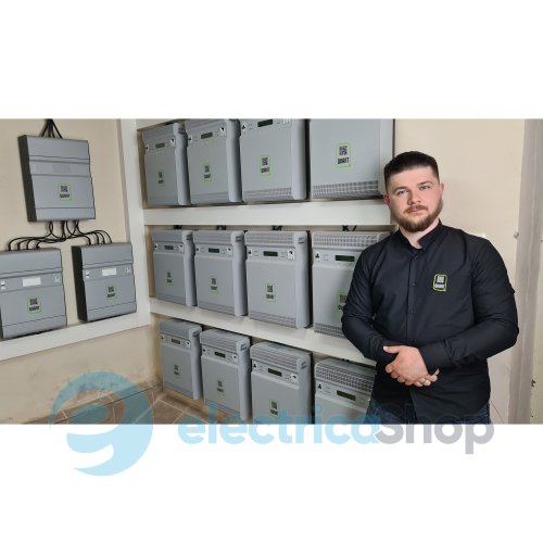 Трифазний стабілізатор напруги Quant-132 (12х11) (інверторний, потужність 132 кВт)