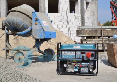 Бензиновый генератор 5,5кВт/400V Könner&Söhnen KS 7000E-3 ATS, ручной/електро/авто запуск