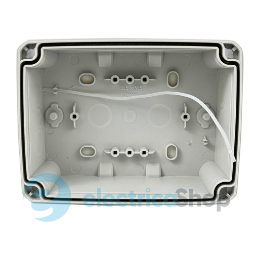 Коробка монтажна накладна 146х105х65 мм (зовн.162х122х68 мм) IP67 із скобами сіра UEC JB-146-105-065-F-IP67-GR