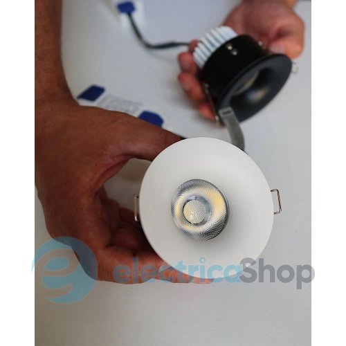 Точечный светильник Lumineka GU10 50W IP54 LM-ORION-WH