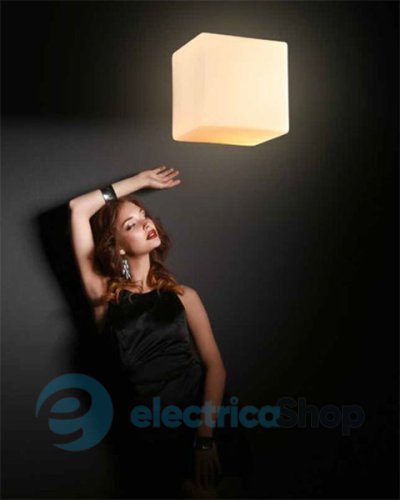 Настенный светильник AZzardo CUBO AZ1514